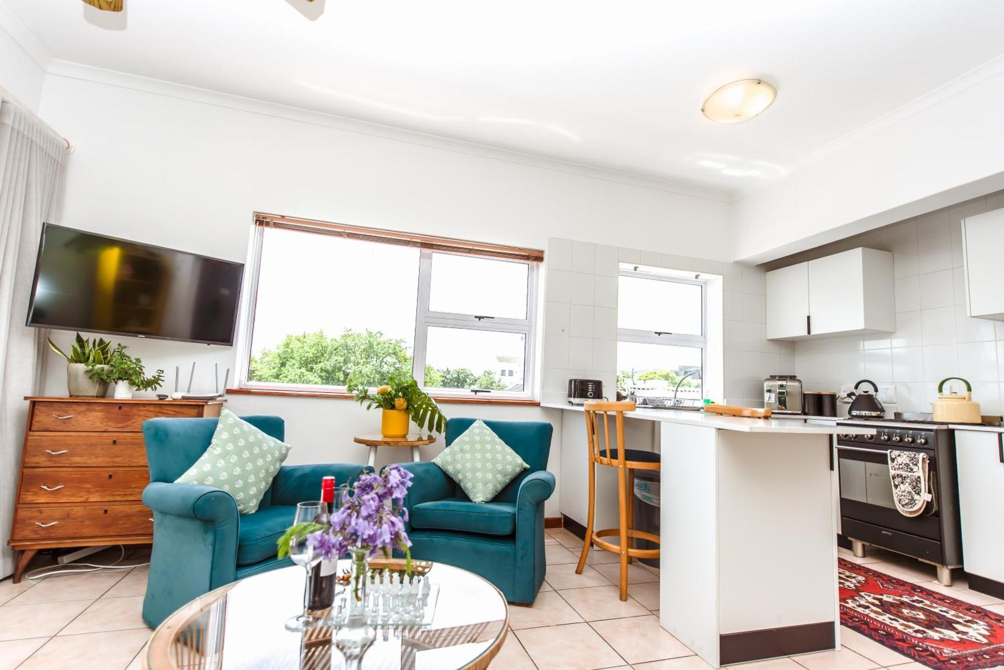 סטלנבוש Luxury Suite Near Church Street מראה חיצוני תמונה