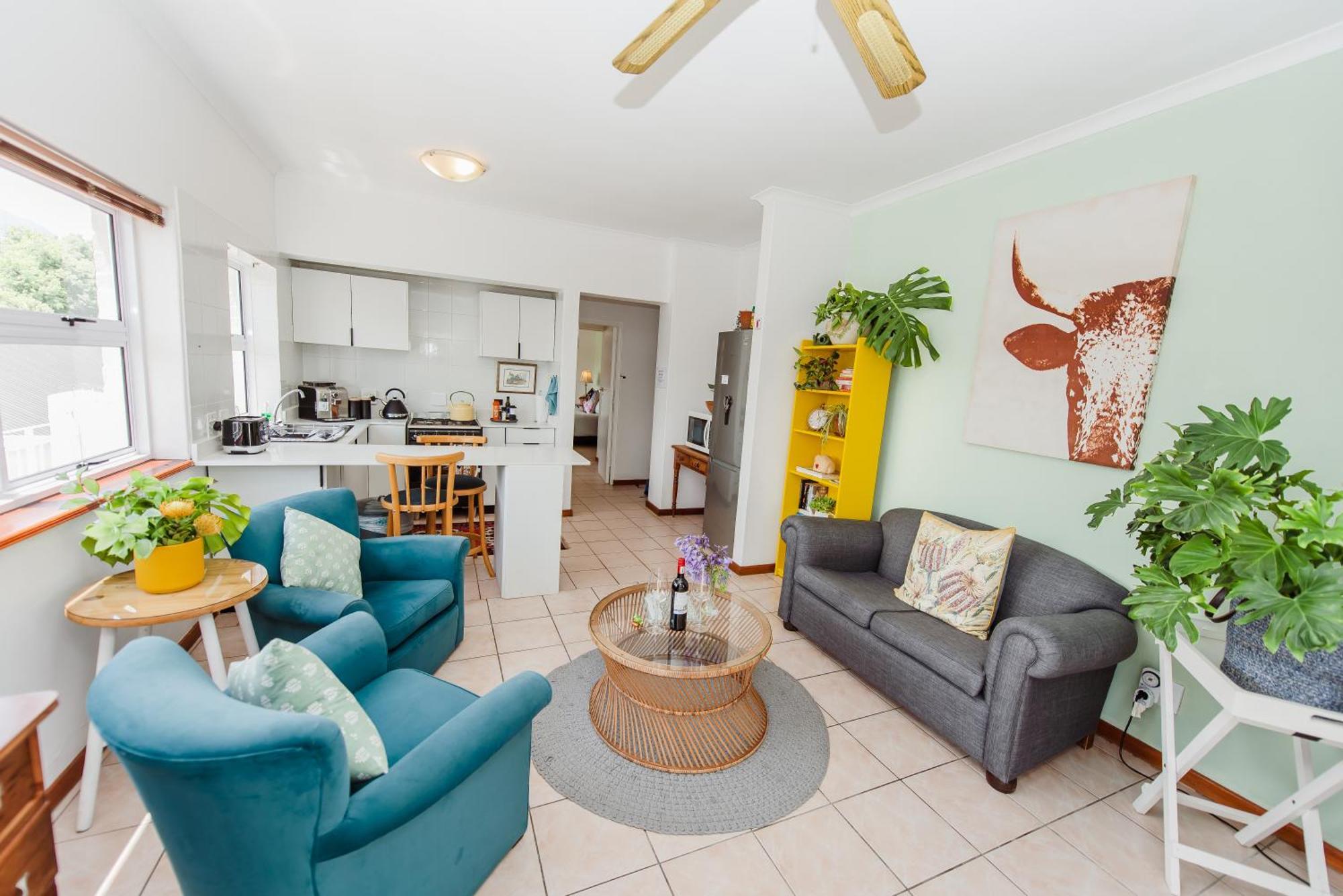 סטלנבוש Luxury Suite Near Church Street מראה חיצוני תמונה