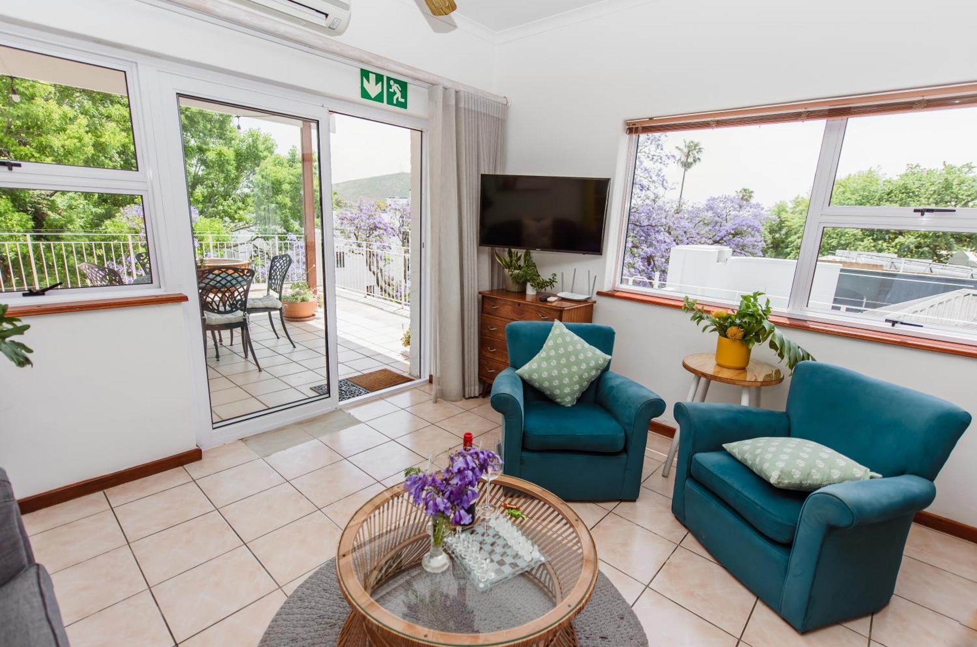 סטלנבוש Luxury Suite Near Church Street מראה חיצוני תמונה