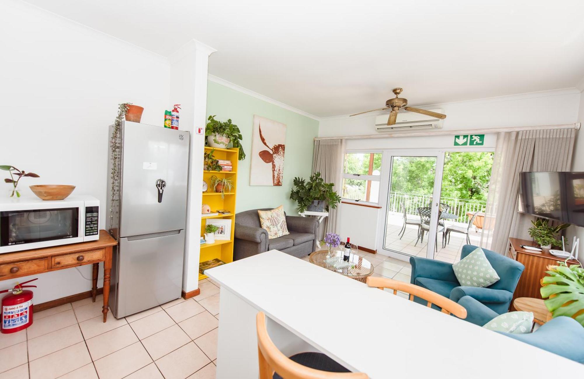 סטלנבוש Luxury Suite Near Church Street מראה חיצוני תמונה