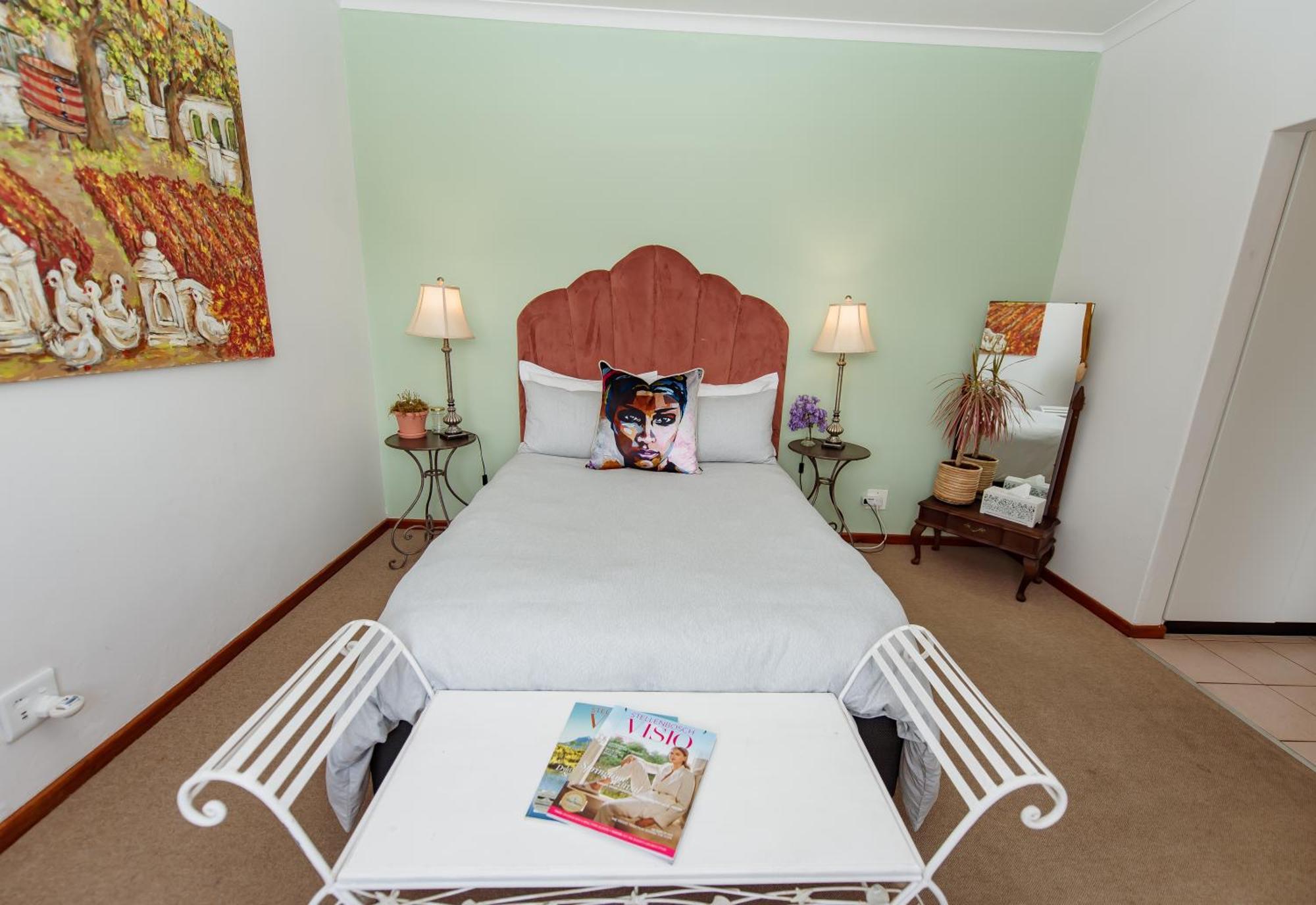 סטלנבוש Luxury Suite Near Church Street מראה חיצוני תמונה