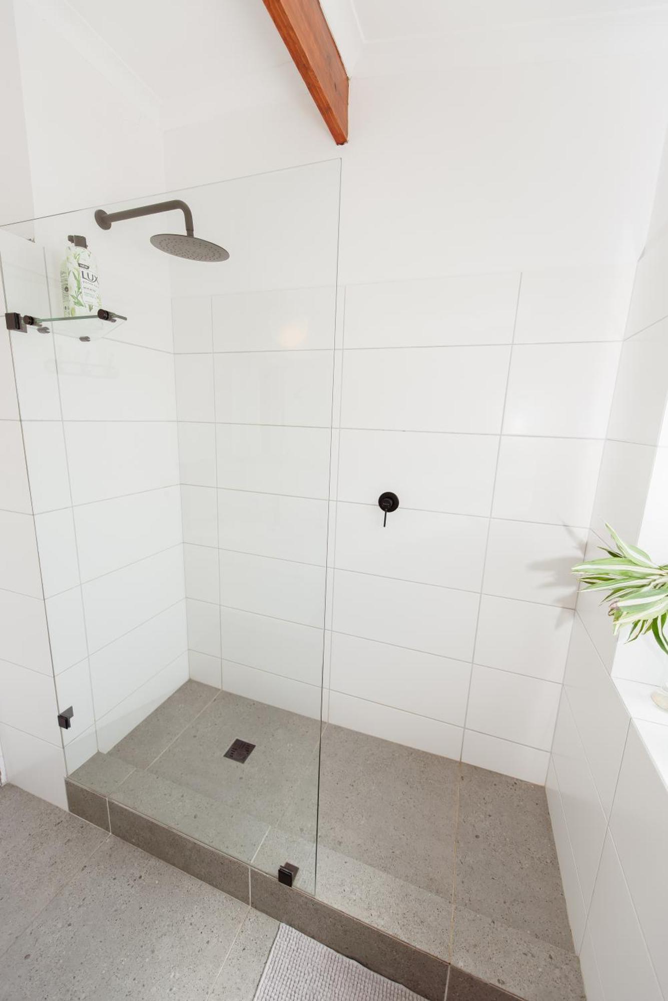 סטלנבוש Luxury Suite Near Church Street מראה חיצוני תמונה
